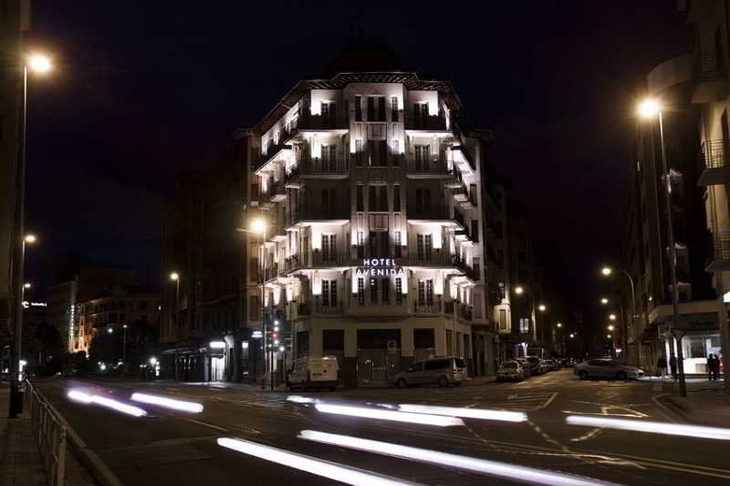 Hotel Avenida Παμπλόνα Εξωτερικό φωτογραφία